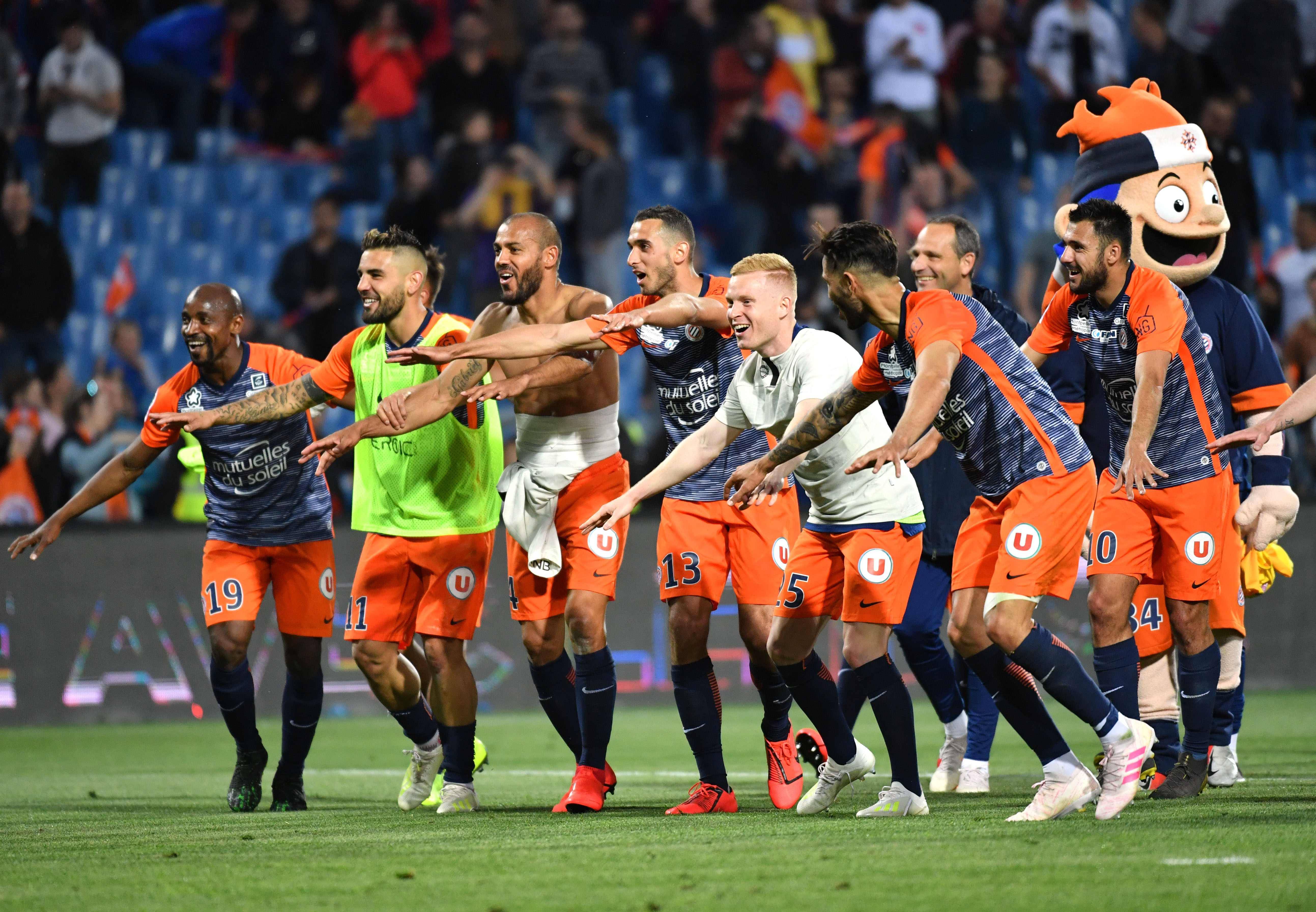 开云体育入口-包含圣埃蒂安队在与巴黎圣日耳曼比赛中失利的词条