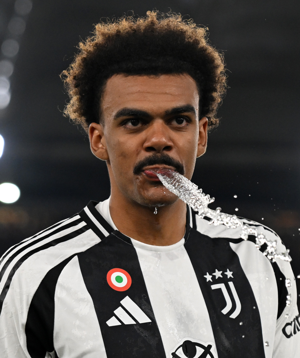 开云体育中国-意甲球员技术:罗马前锋疲于奔命难以出彩的简单介绍