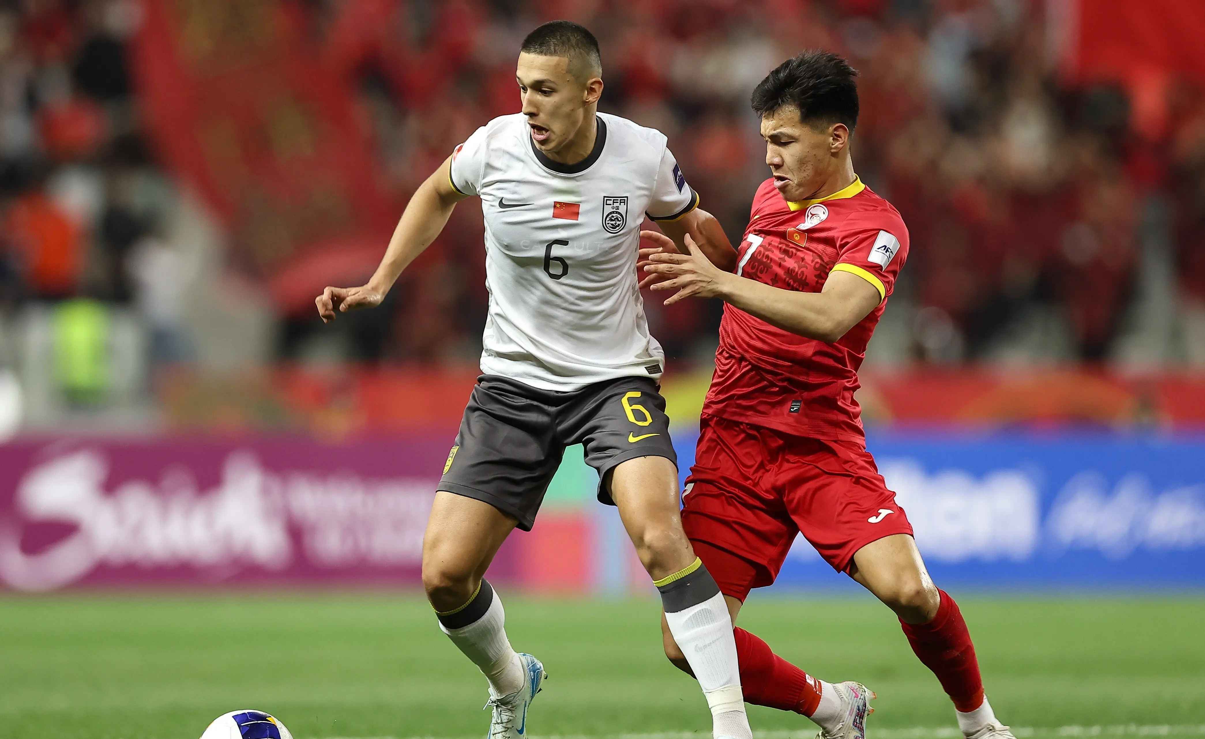 亚洲杯选手发挥出色，荣膺最佳MVP的简单介绍