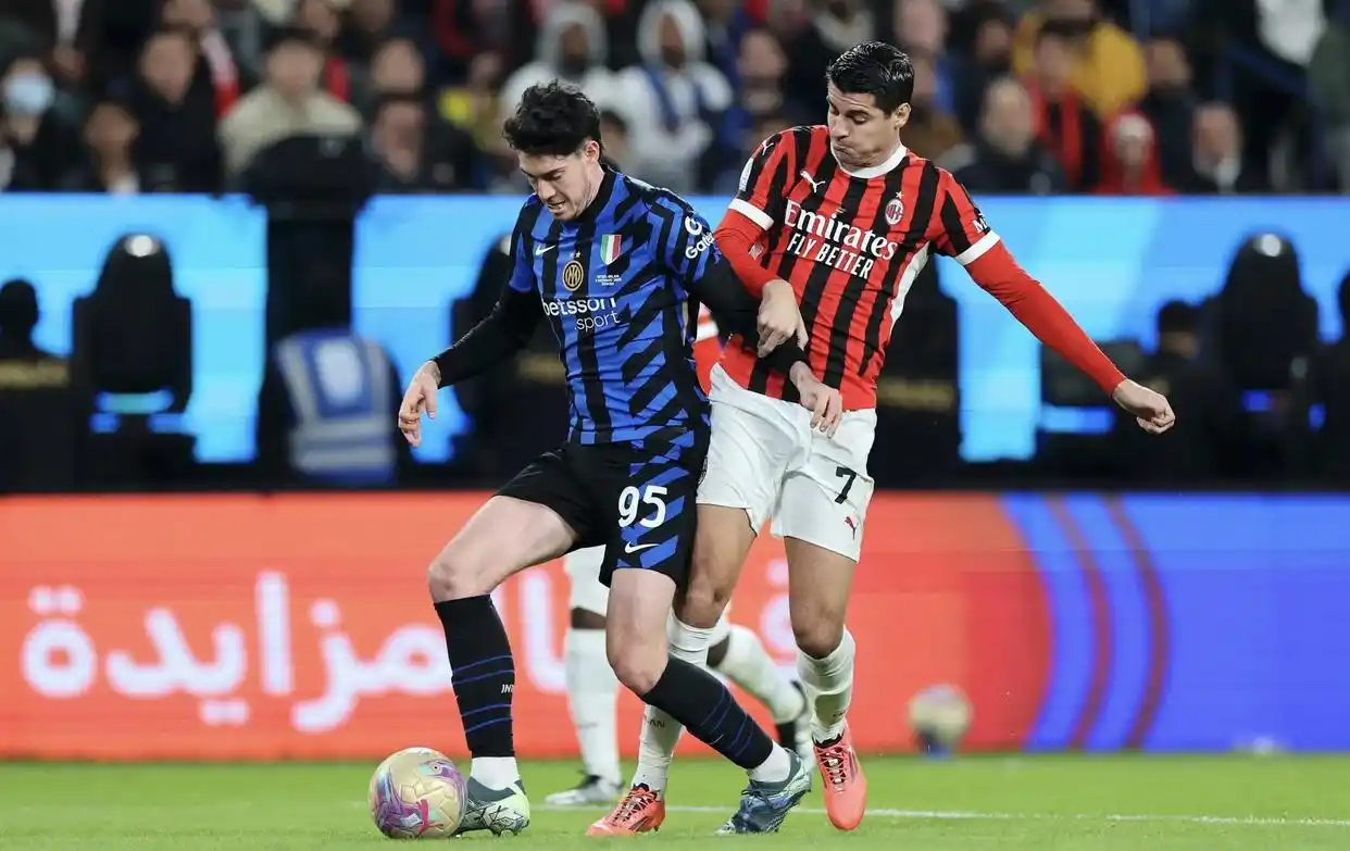 开云体育平台APP-关于RGE鏖战AC米兰，Inspired攻防两端统治比赛鏖战多局八强赛，成为赛场最大亮点的信息