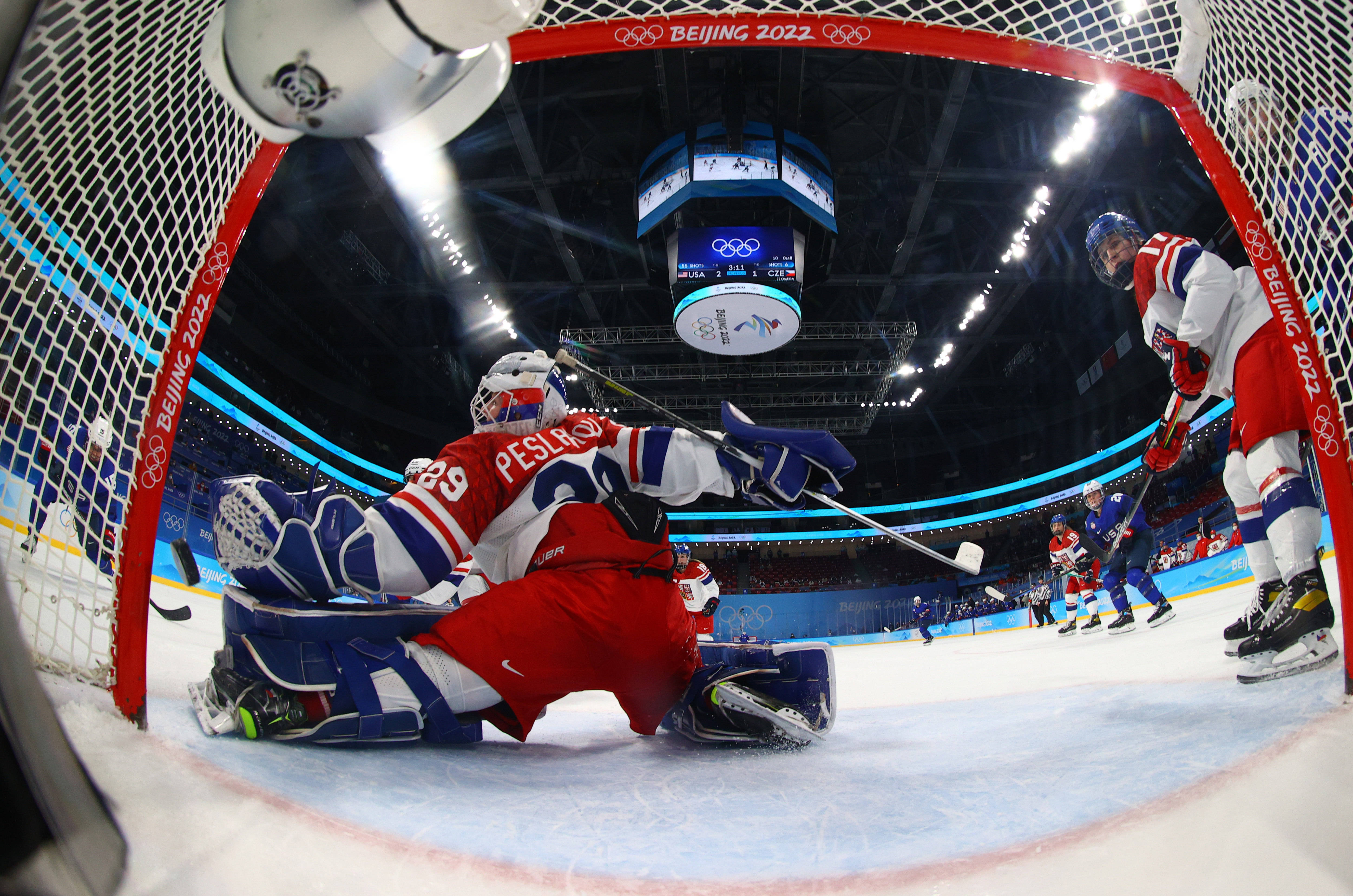 包含冷门频出!冰球战况跌宕起伏的词条 包含冷门频出!冰球战况跌宕起伏的词条