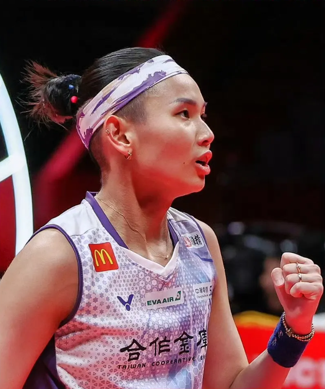 法国队碾压韩国队，戴资颖高光表现