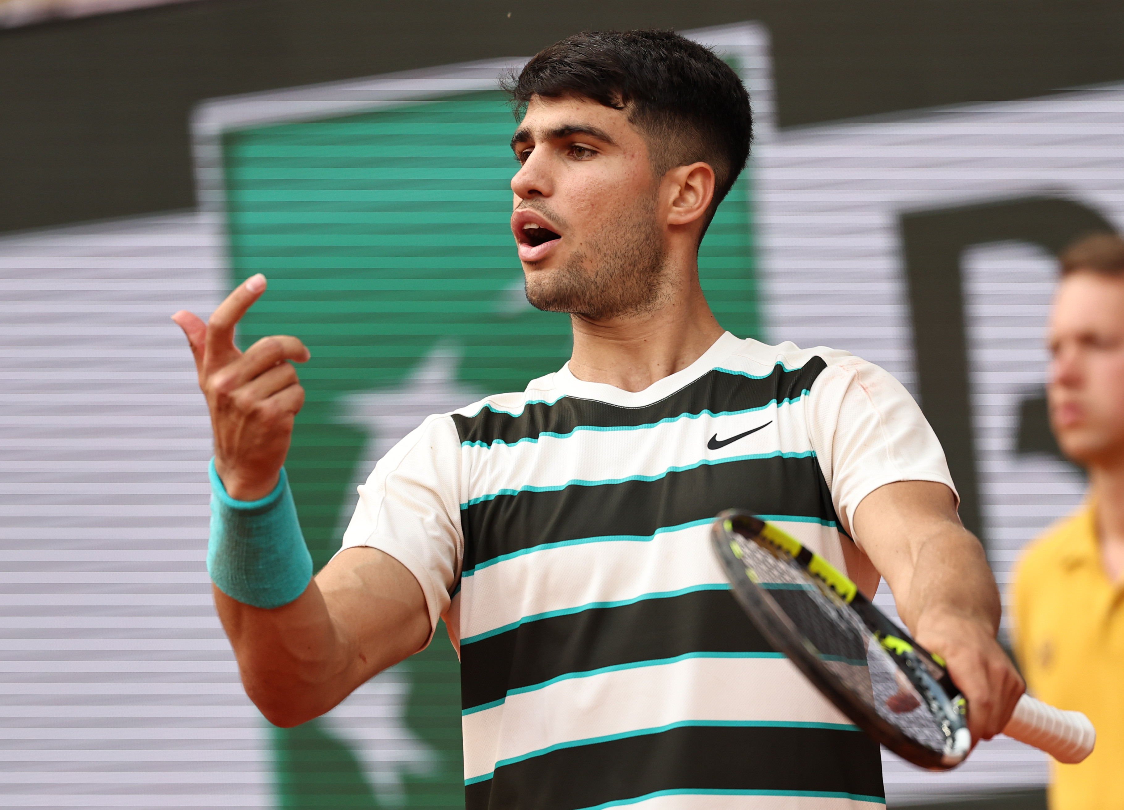 法网完胜联合杯,阿尔卡拉斯统治全场 法网完胜联合杯,阿尔卡拉斯统治全场